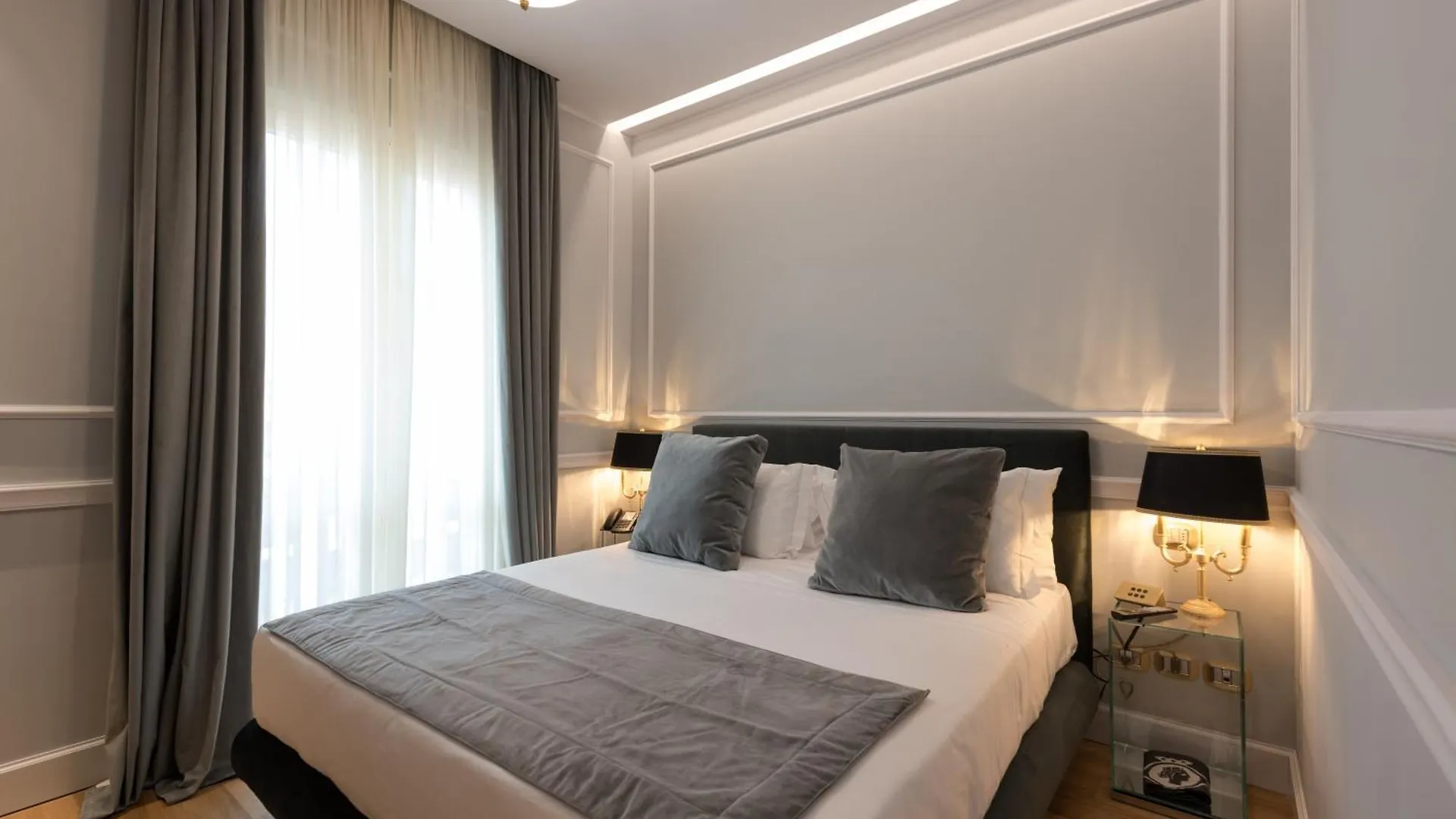 *****  Grand Hotel Et Des Palmes Палермо Италия