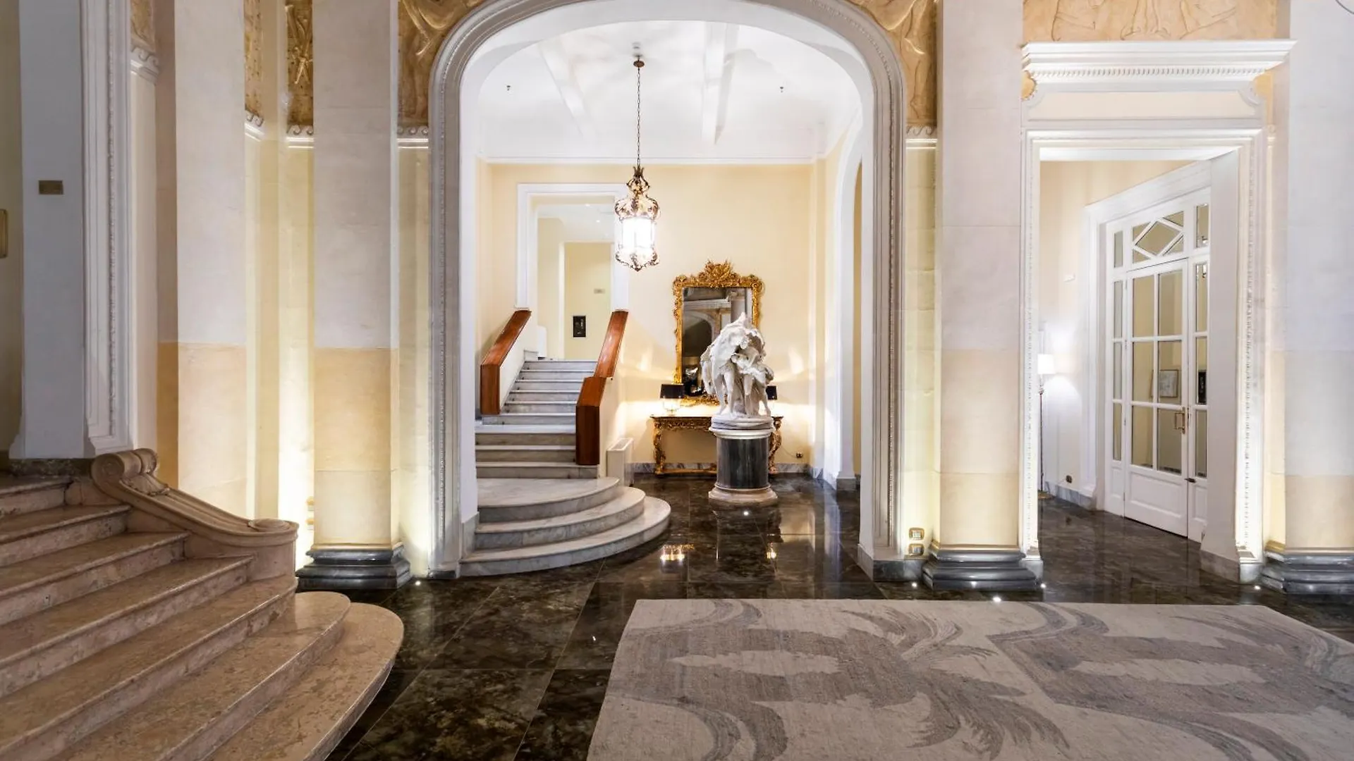 *****  Grand Hotel Et Des Palmes Palermo Italia